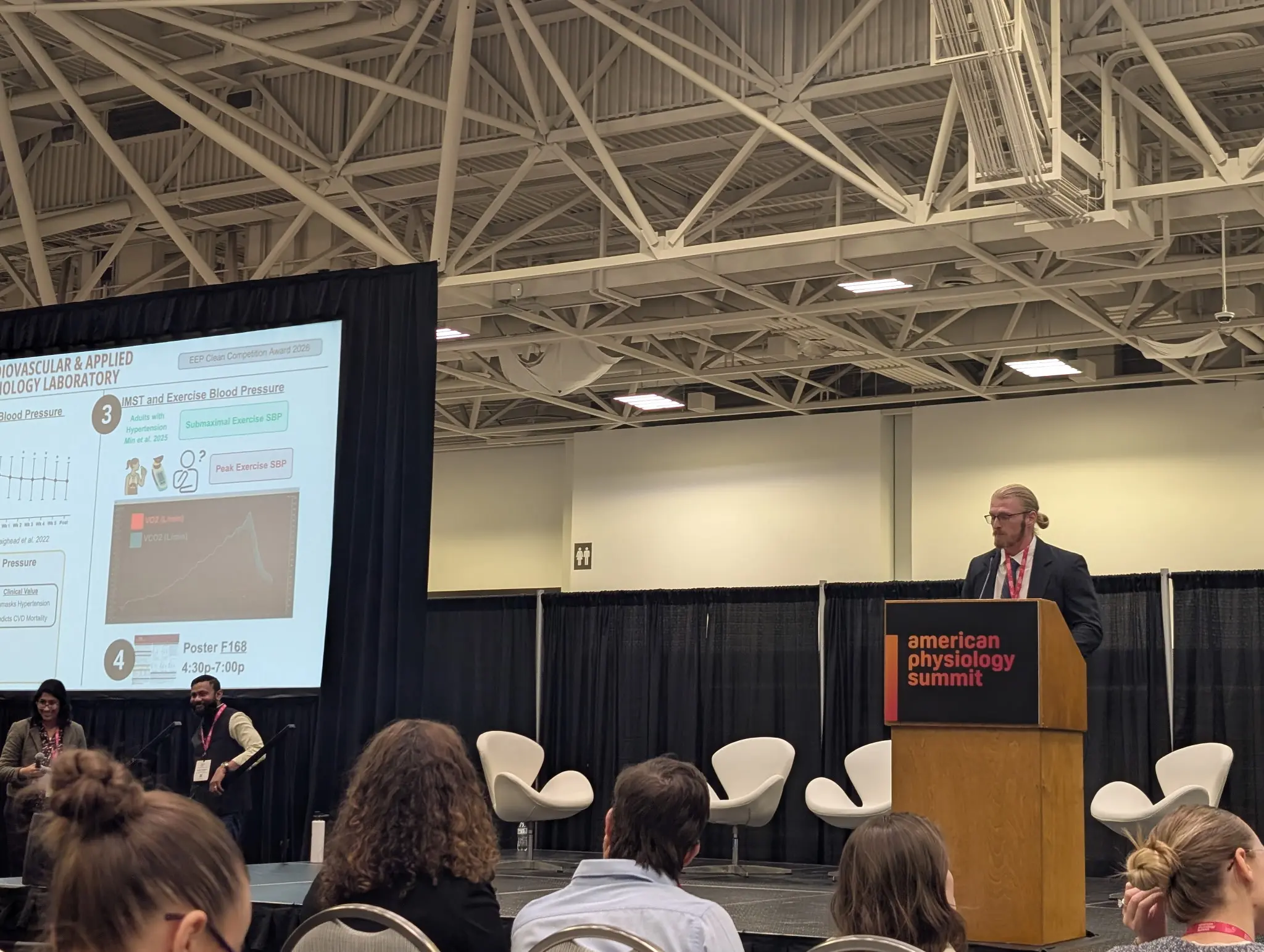 Jonathan Hoch presenting at the American Physiology Summit
